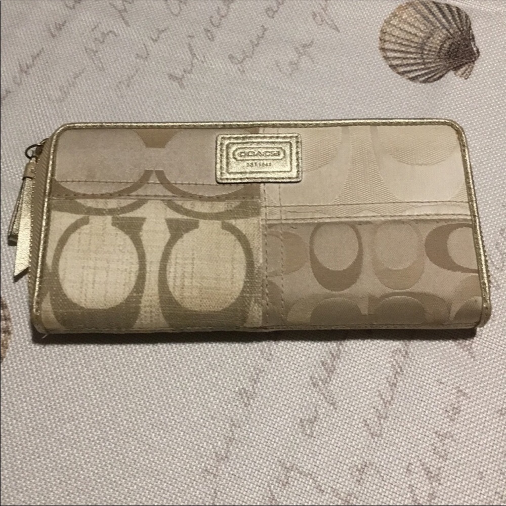 COACH wallet